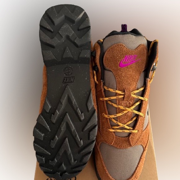 Nike ACG Torre Mid Waterproof Boot Size 10 - Picture 3 of 5
